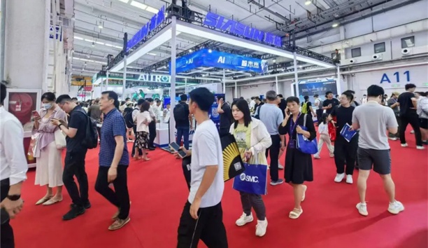 新松&ldquo;机器人+AI&rdquo;全景式创新应用成果，闪耀世界机器人大会！