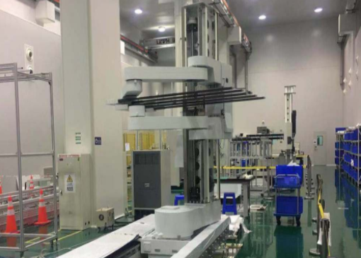 &ldquo;温柔&rdquo;机械手：国产机器人进入高端柔性屏幕生产线