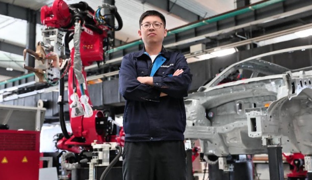 人民网&mdash;&mdash;创新路上遇见你｜王晓峰：干机器人的，都特别酷