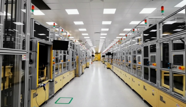 中国新闻网&mdash;&mdash;欧洲新能源车载充电器大型生产线项目完成终验收 新松再创&ldquo;中国速度&rdquo;