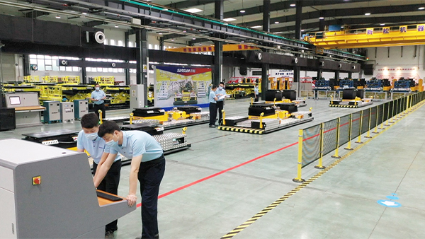 中国电子报&mdash;新松机器人：国内机器人技术创新发源地